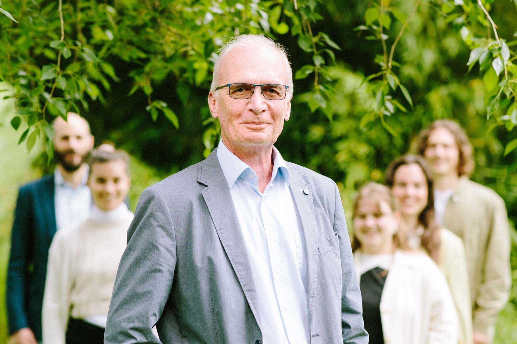 Andreas Windsperger und sein Team des Instituts für Industrielle Ökologie (IIÖ) unterstützt als gemeinnützige, wissenschaftliche Vereinigung das Land NÖ seit seiner Gründung 1998.